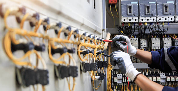 Professional Electrician technician working in Milan, OH